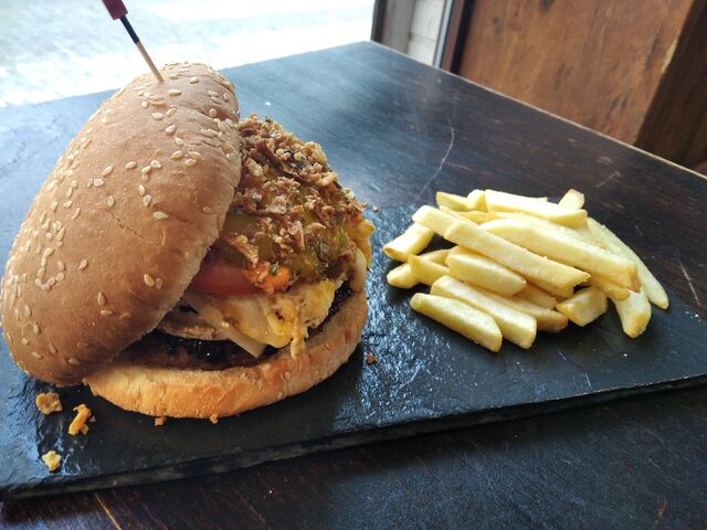 Nuestras Hamburguesas no te dejarán indiferente con nuestro toque especial