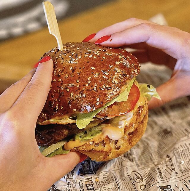 OLD BARN BURGER