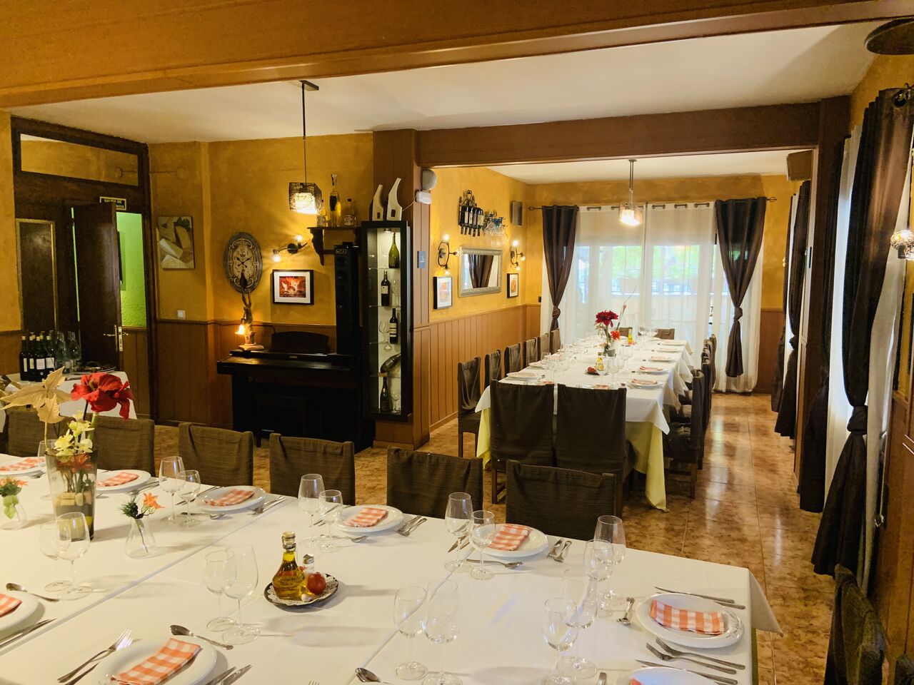 SALA GRUPOS Y EMPRESAS