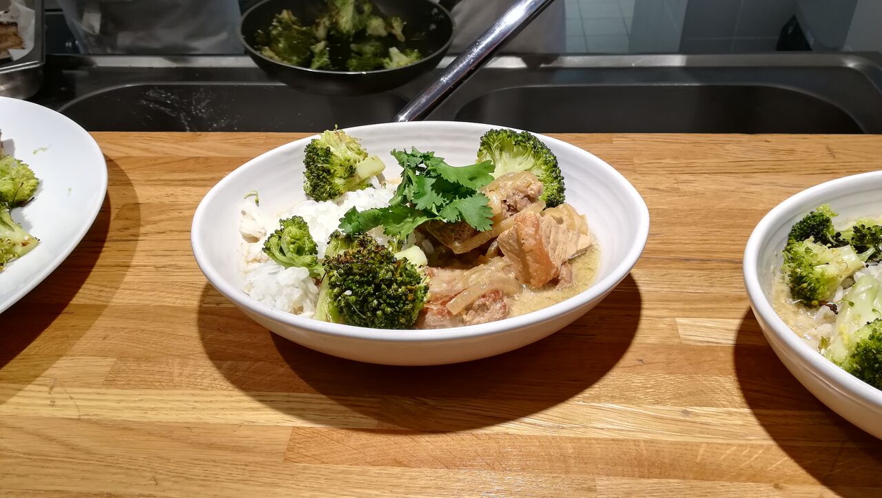 porc au curry vert et brocolis