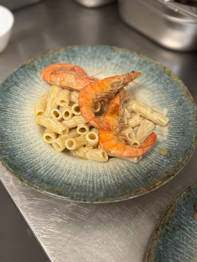 Rigatoni Gamberi Sahnesauce 