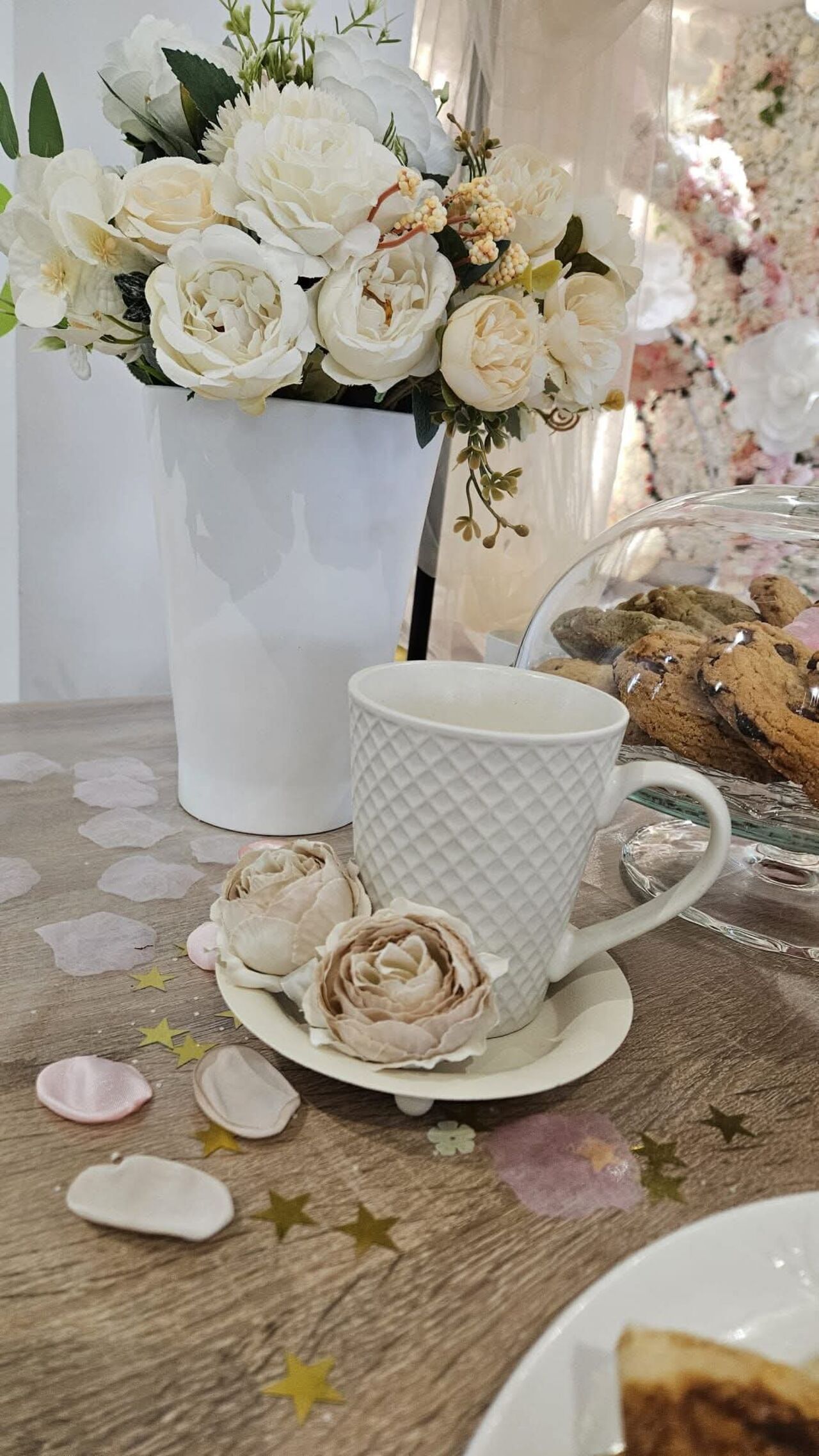 Un lieu de réception chic et fleuri