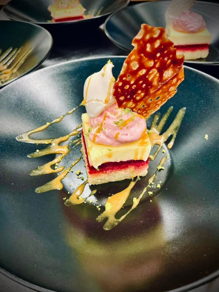 Dîner Jazz du 5 février 2022
Crémeux citron yuzu
Biscuit Madeleine, gel framboises