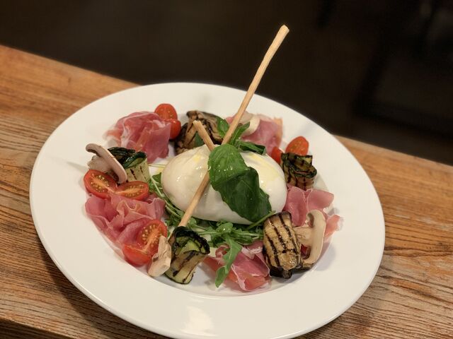 Burrata con italiana