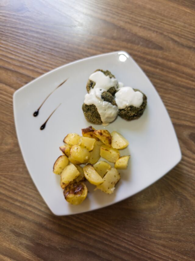 Polpette di verdure con contorno
