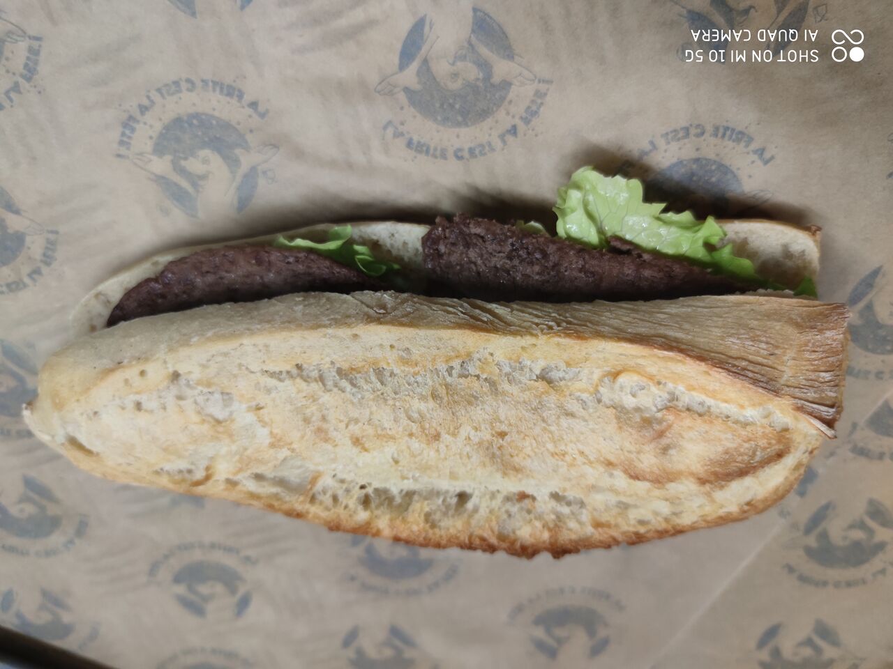 Américain steak avec salade ou sans plus frites à coter 8.50 