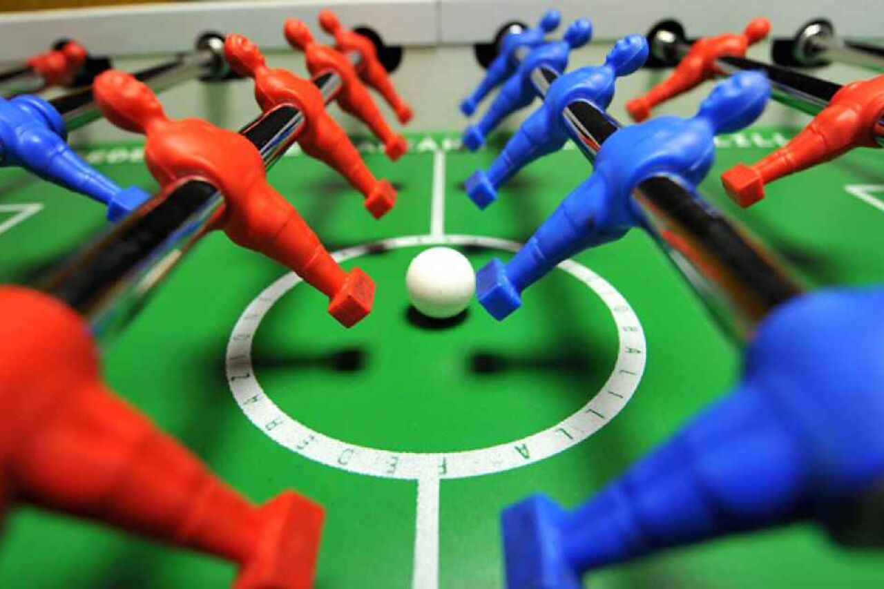 VINCI UNA BOTTIGLIA DI PROSECCO CON IL TORNEO DI CALCIO BALILLA!