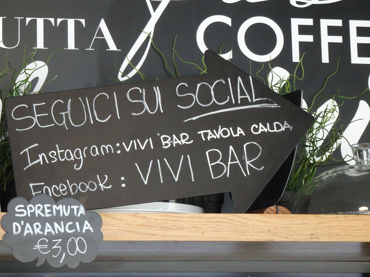 Seguici anche sui social!