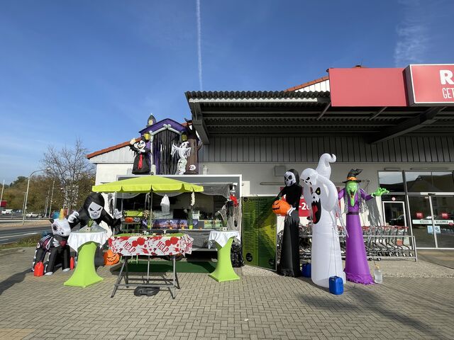 Mit Halloween - Deko on Tour 2022