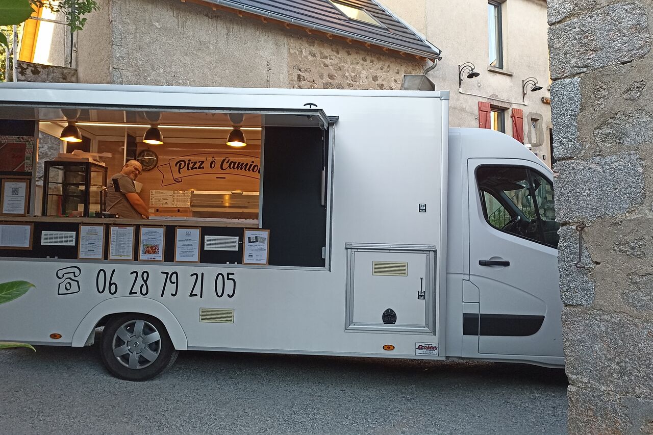 2023. Soirée famille et amis - Poil