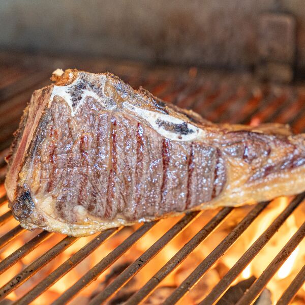 Chuletón de vaca a la brasa