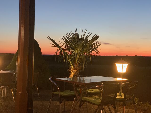 Sonnenuntergang auf unserer Terrasse