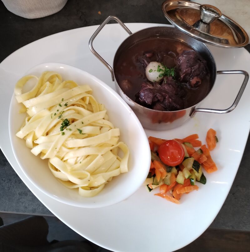 COQ AU VIN et ses Tagliatelles fraîches