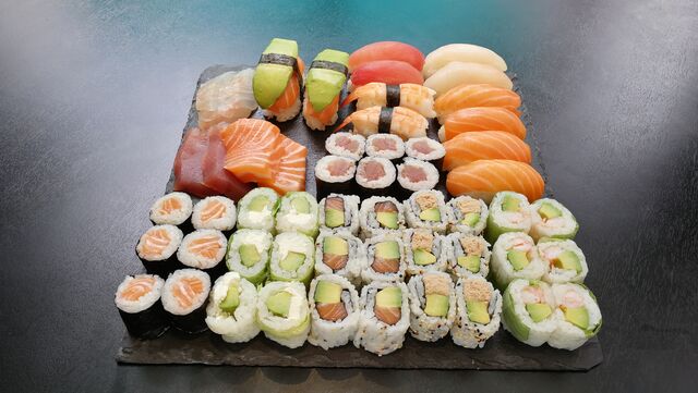 Ô SUSHI & WOK
131 boulevard de la République
83000 Toulon
Tél 09 53 65 41 84 