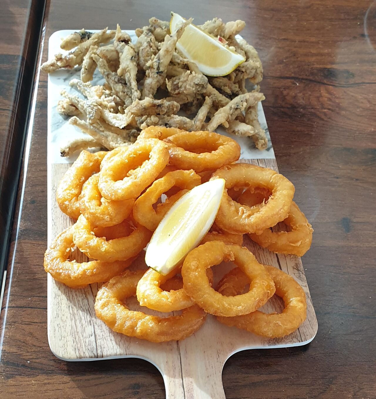 COMBINACIÓN de Tabla de sonso con calamar romana