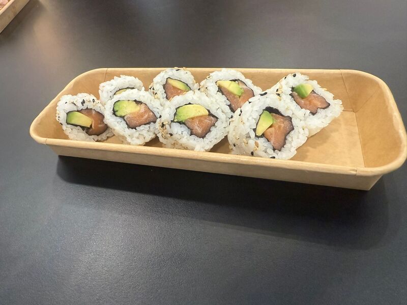 California salmón (8unid) 10€