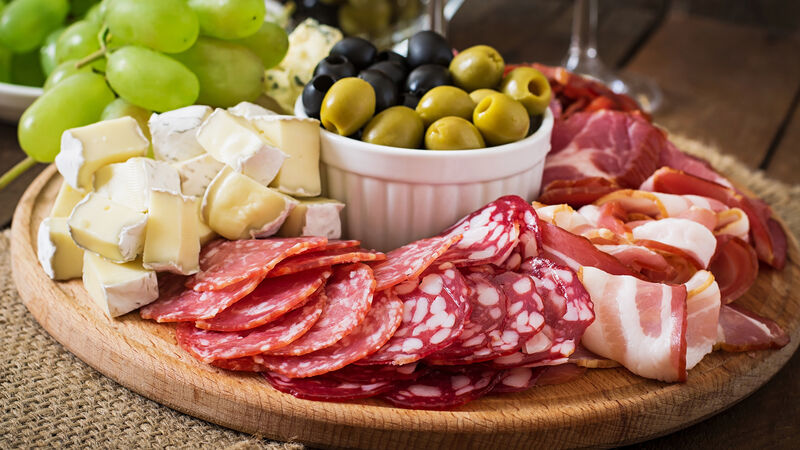 A GRIGNOTER AVEC UN BON APERO