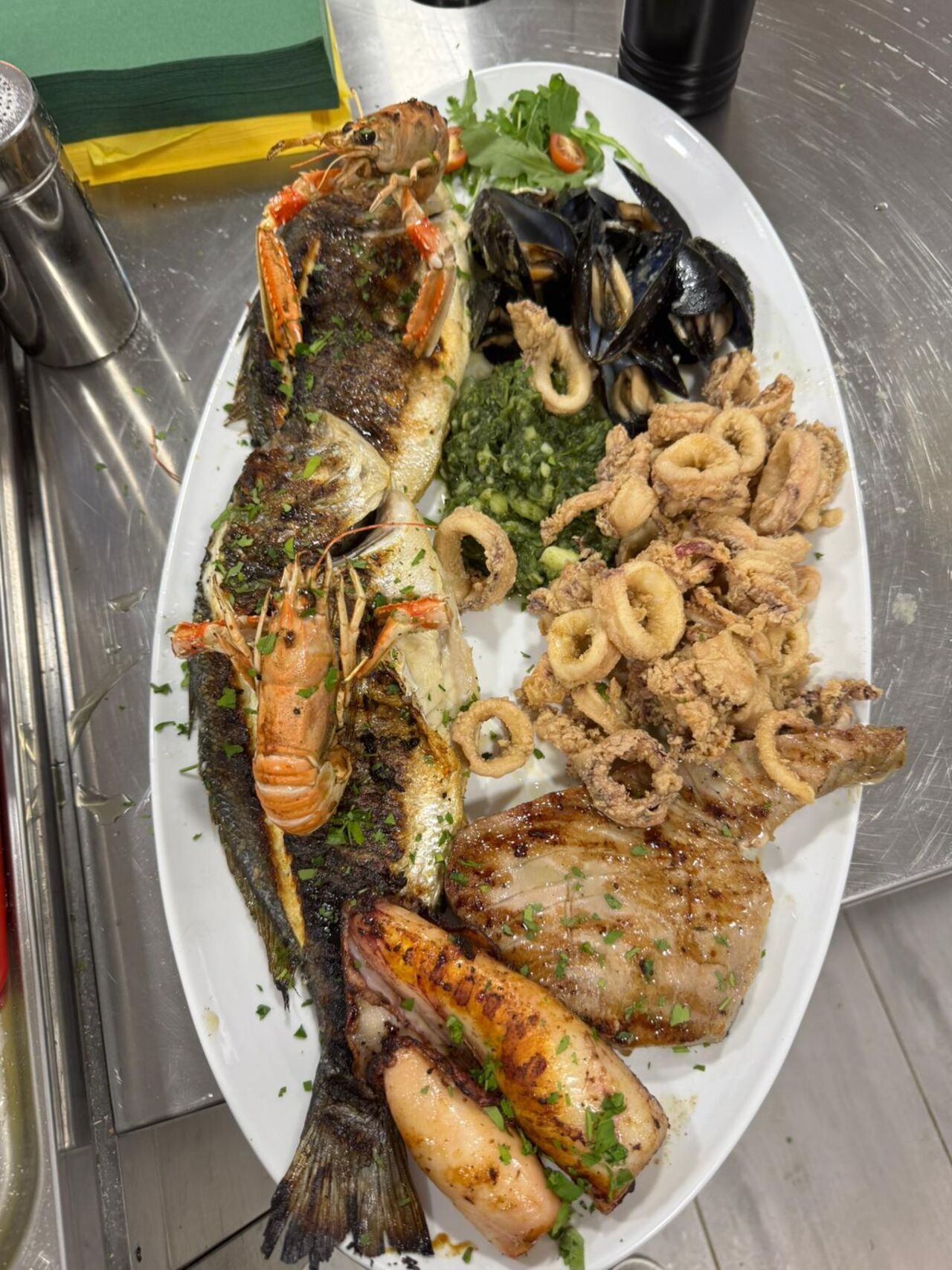 Specijalitet kuće – Riblja plata