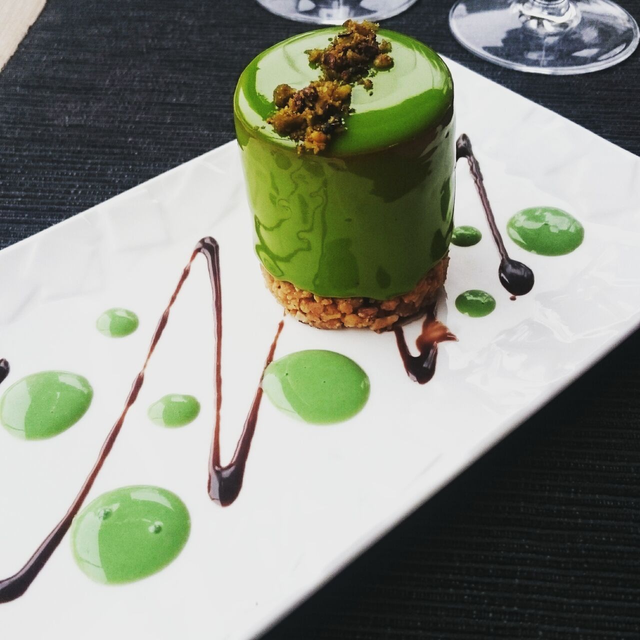 OZ RESTAURANT - Sainte-Luce-sur-Loire | Française cuisine près de moi ...