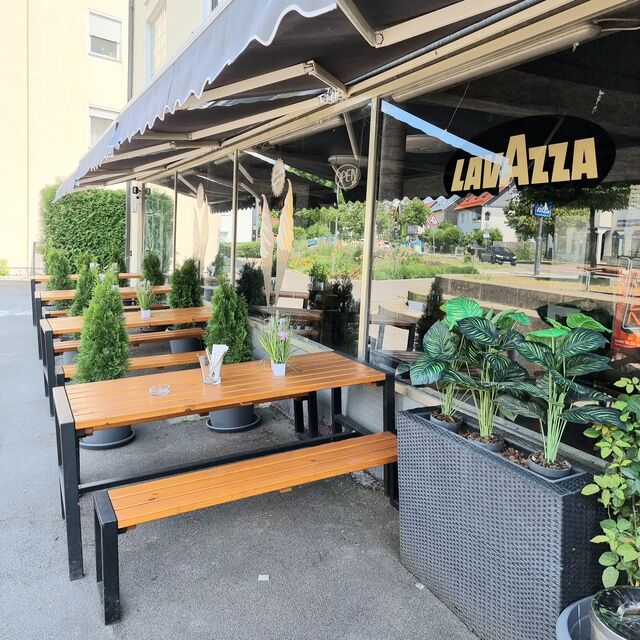 Terrasse Haupteingang