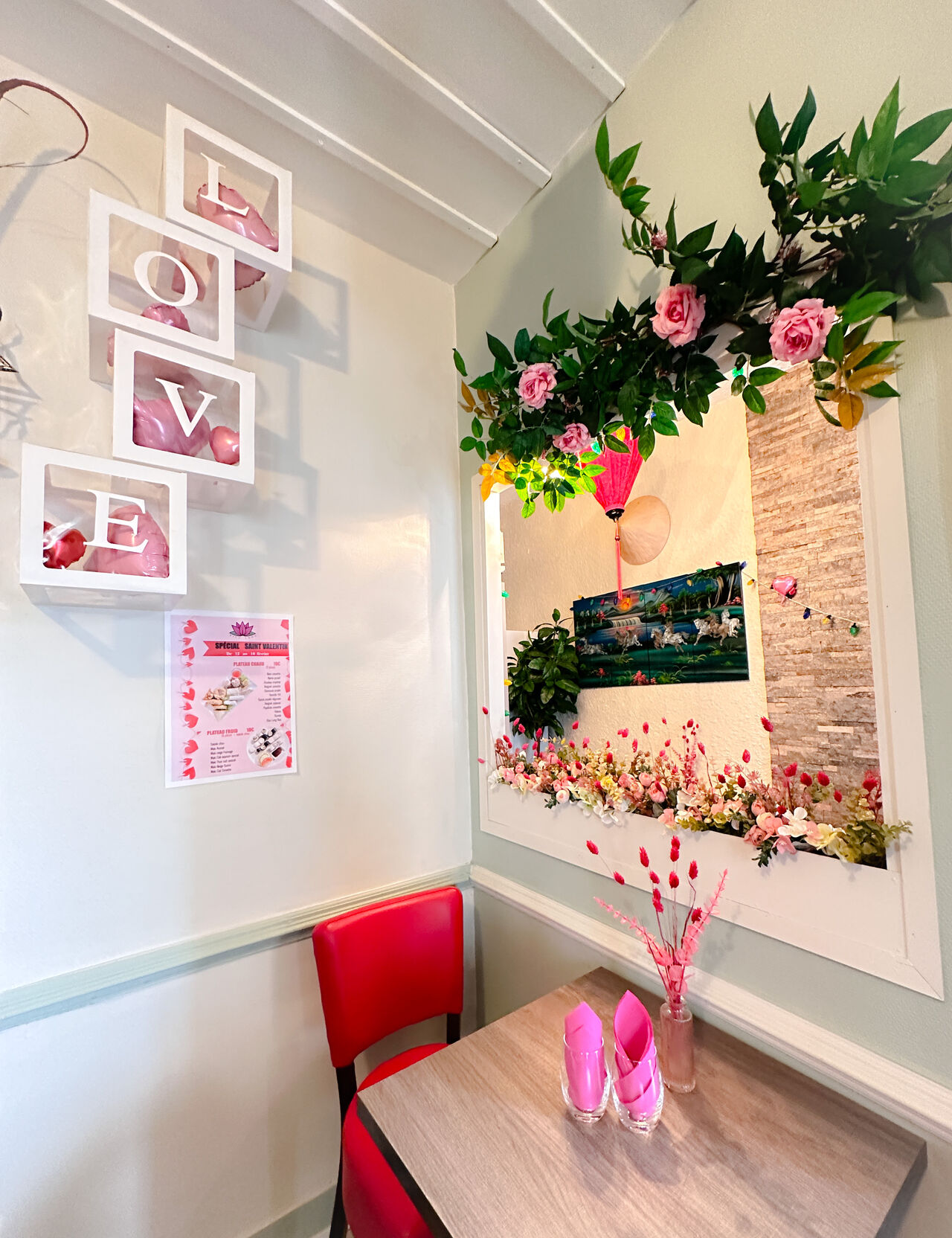 Décoration table St Valentin 2025