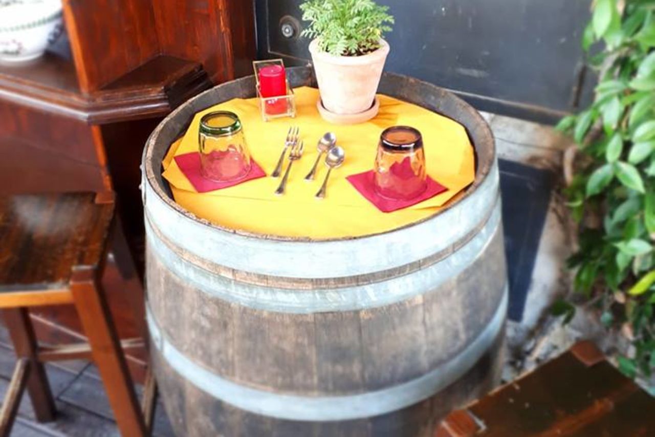 tavolo-botte da aperitivo