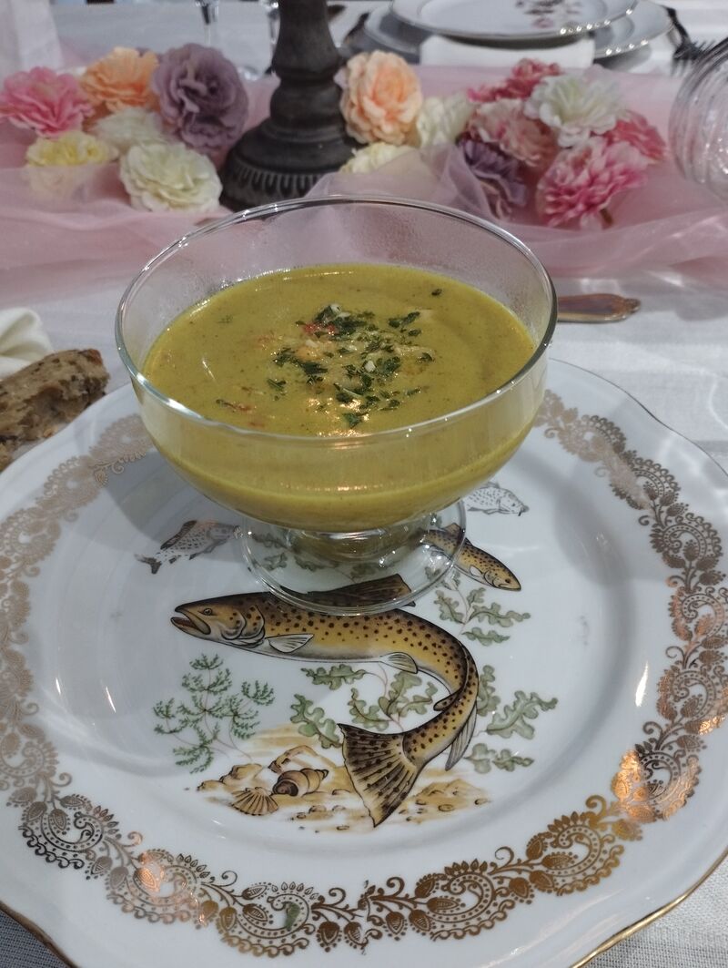 soupe curry coco aux crustacés et cabillaud 