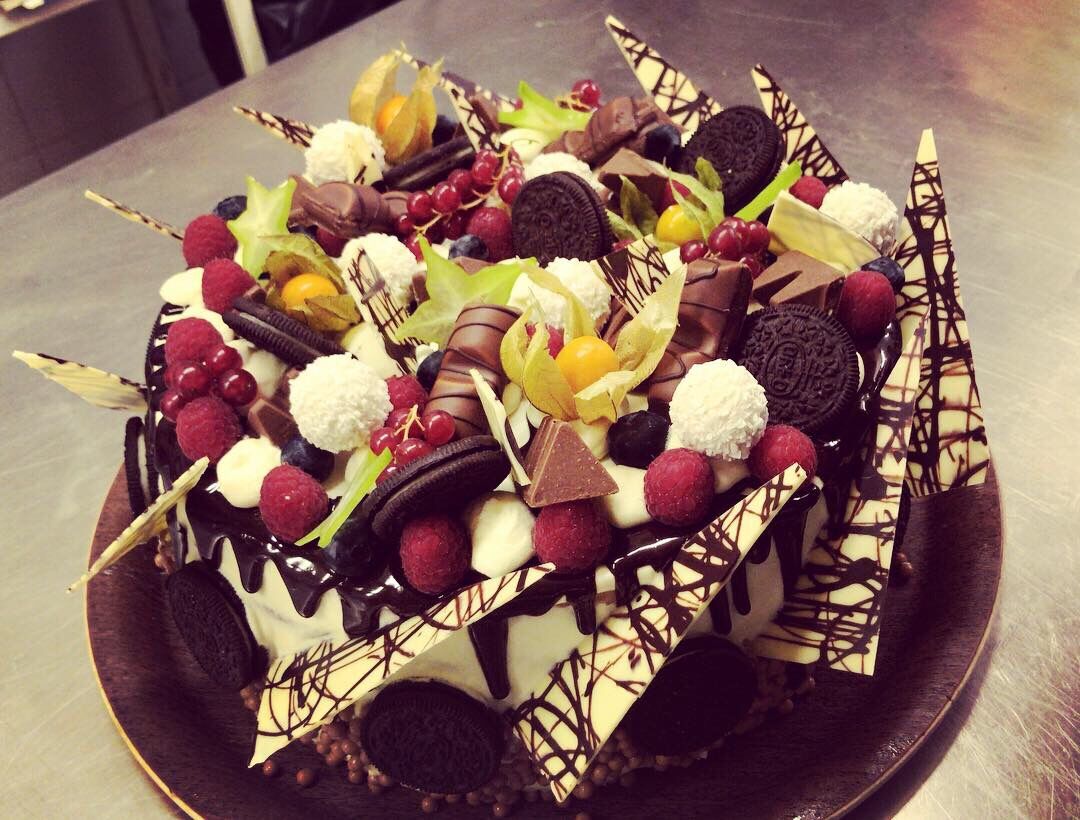 Commande CHOCOLATE CAKE géant