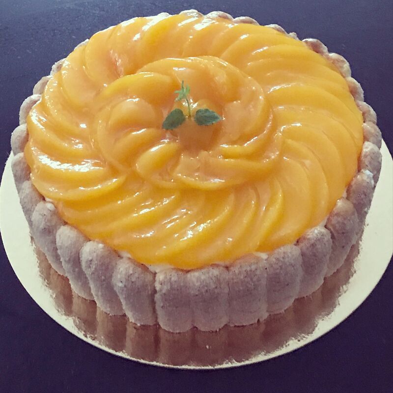 Charlotte aux pêches