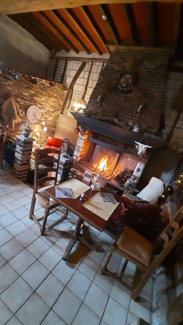 Une ambiance au coin du feu pour venir en famille jouer, manger, écouter de ma musique