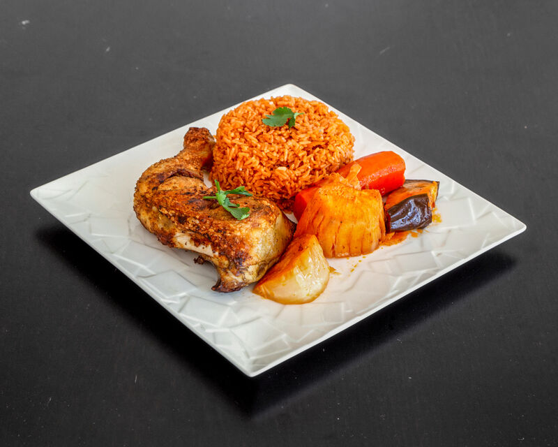 La cuisse de poulet - la plus heureuse et la plus vendue de les boucheries. Cuisinée avec soin et amour. :)