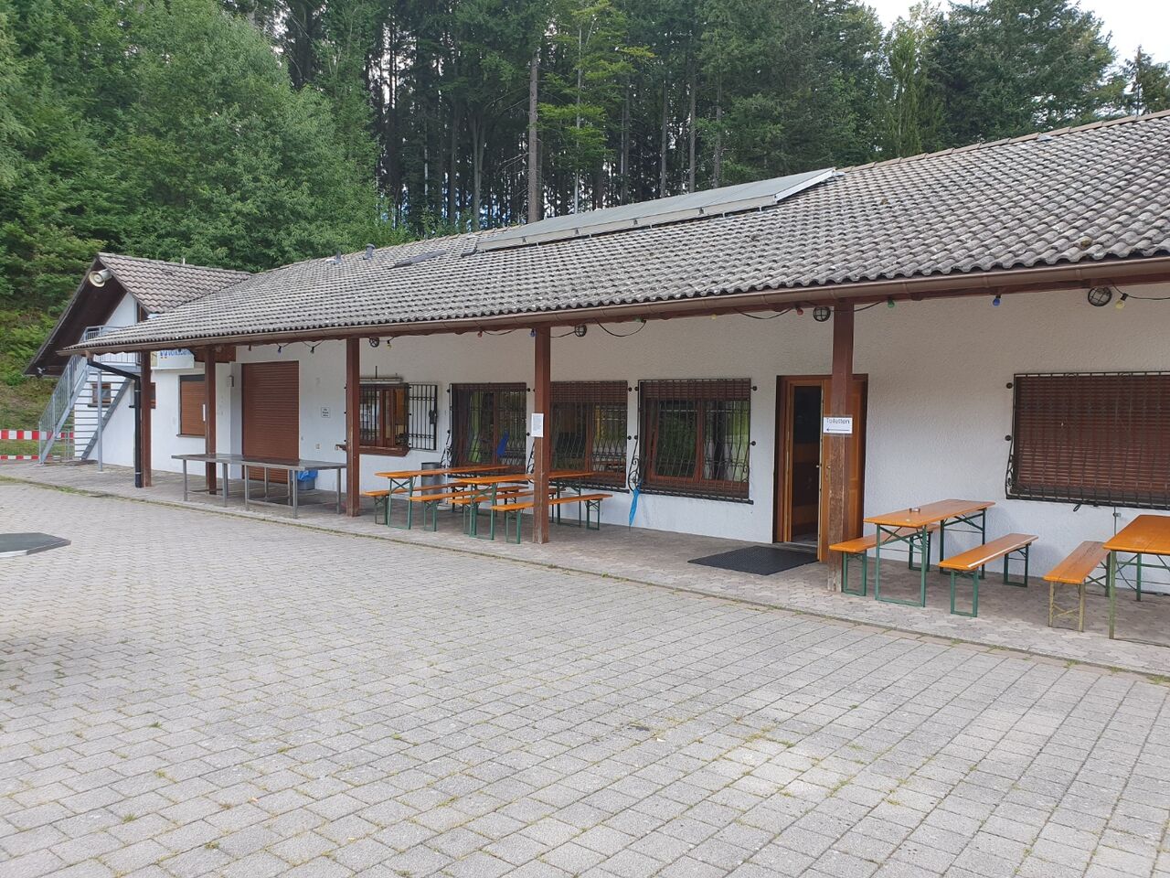 Aussenansicht Sporthaus