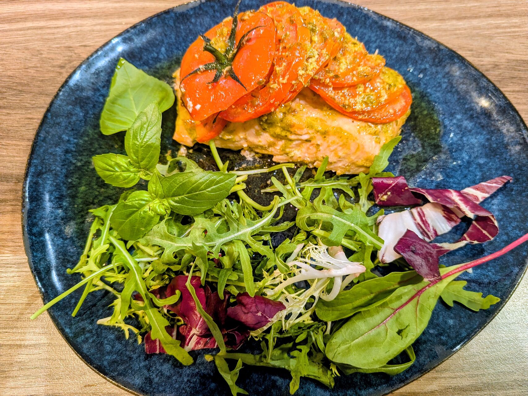 Le vendredi Saumon au pesto 9.50€ à emporter