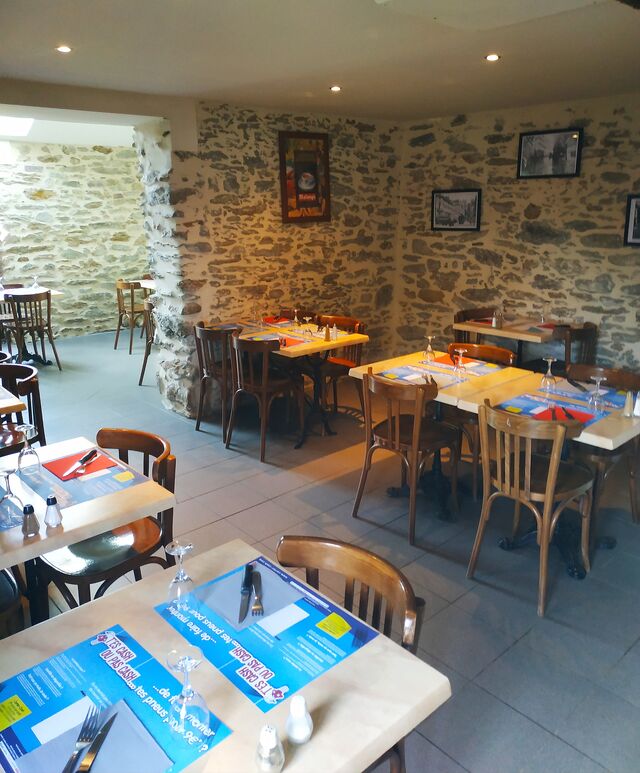 - Salle de Restaurant -