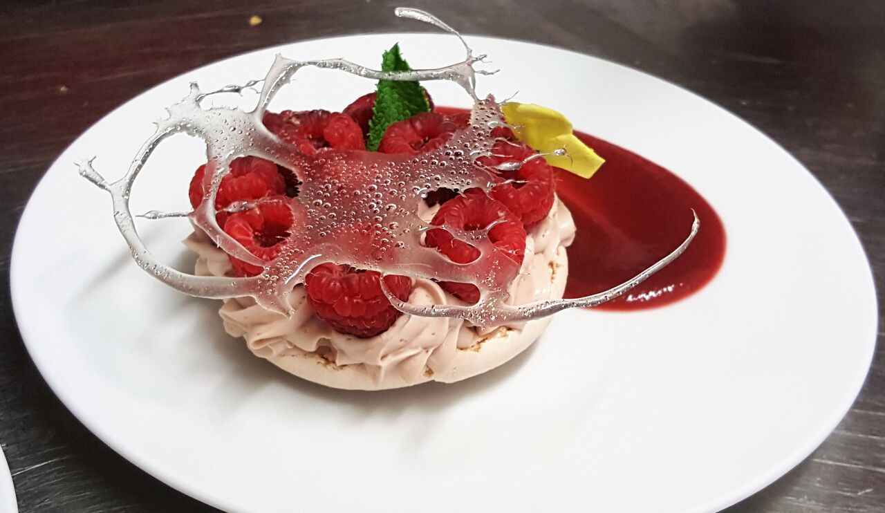 Macaron aux framboises