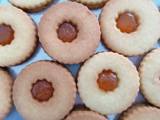 Frolla con confettura extra di albicocca