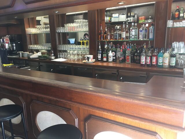 notre bar