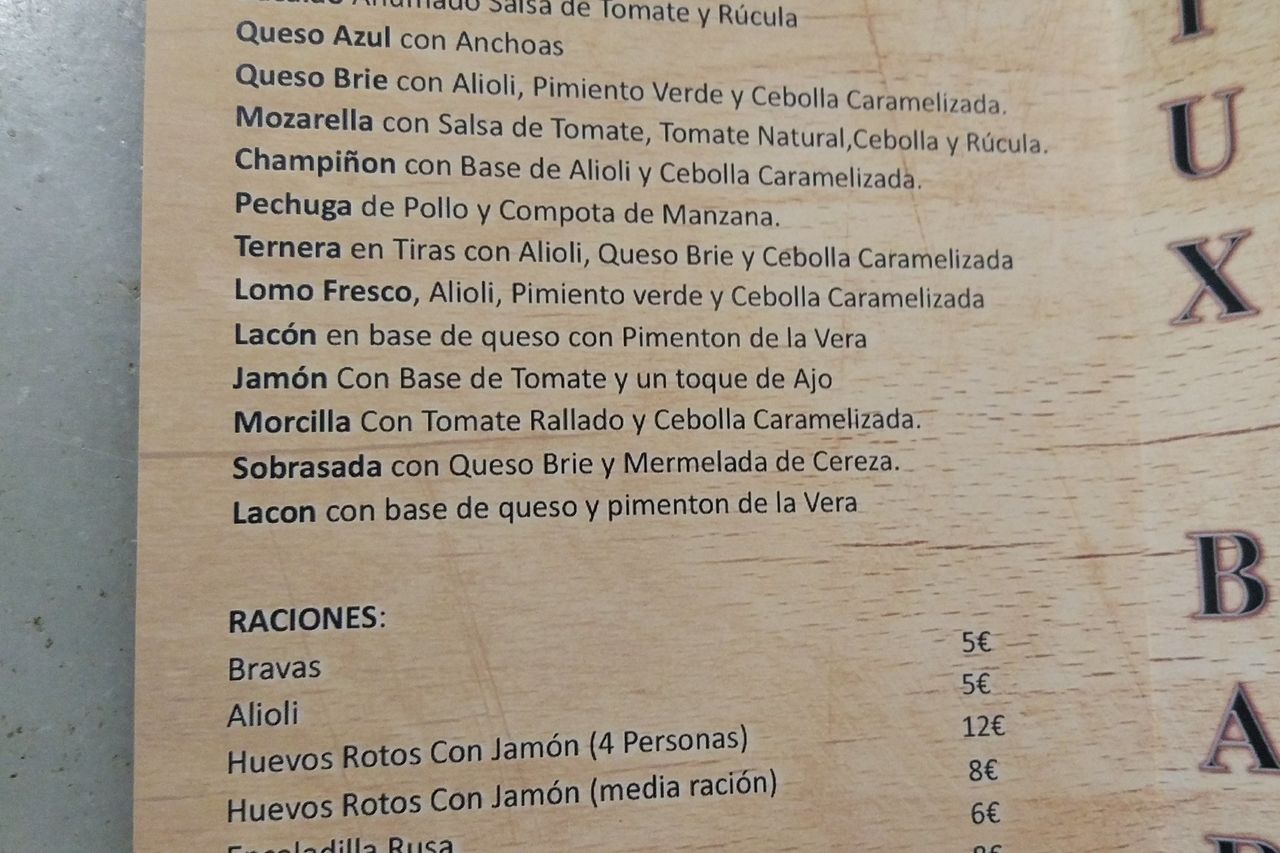 Tostas y Raciones