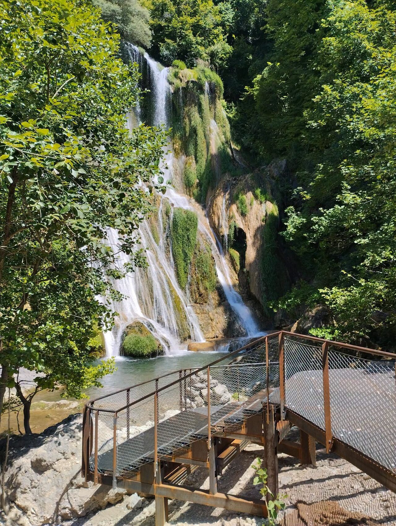 Cascade