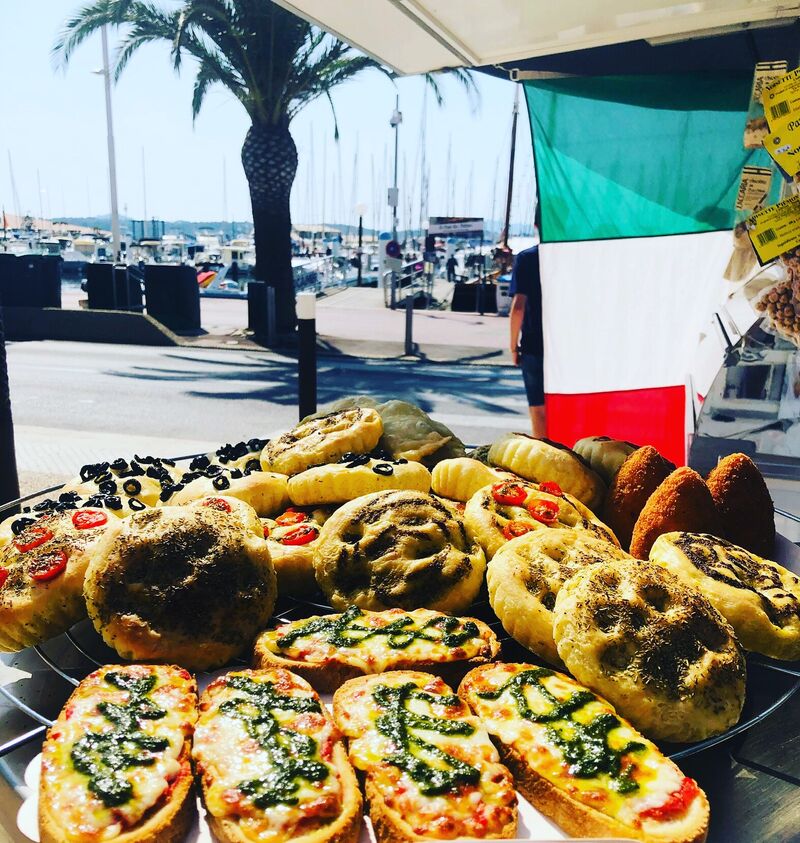 Focaccia, bruschetta et arancini 