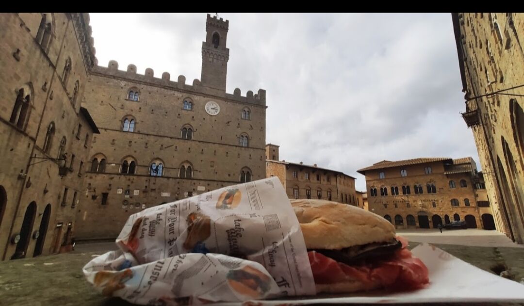 Volterra, Palazzo dei Priori