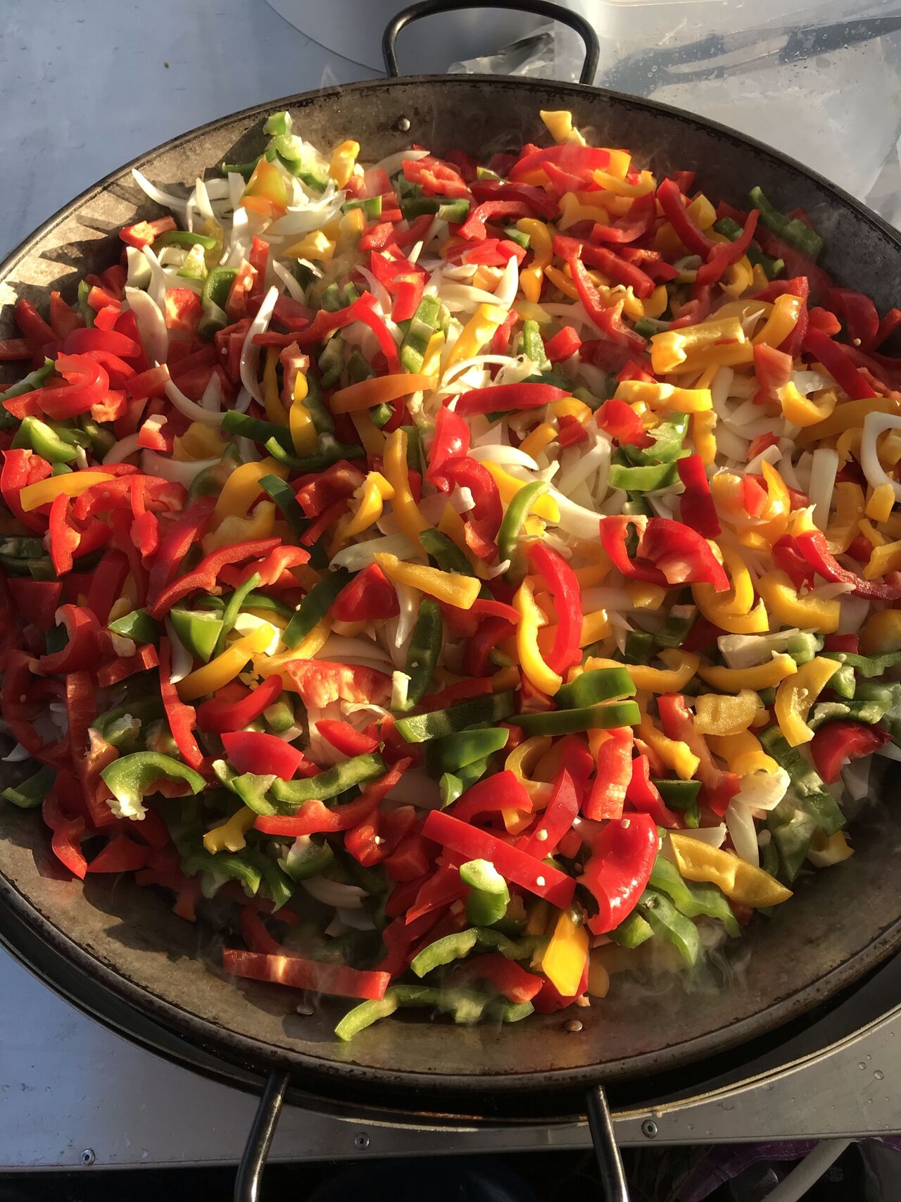 Fricassée d’oignons et poivrons français issus de l’agriculture raisonnée 🔥