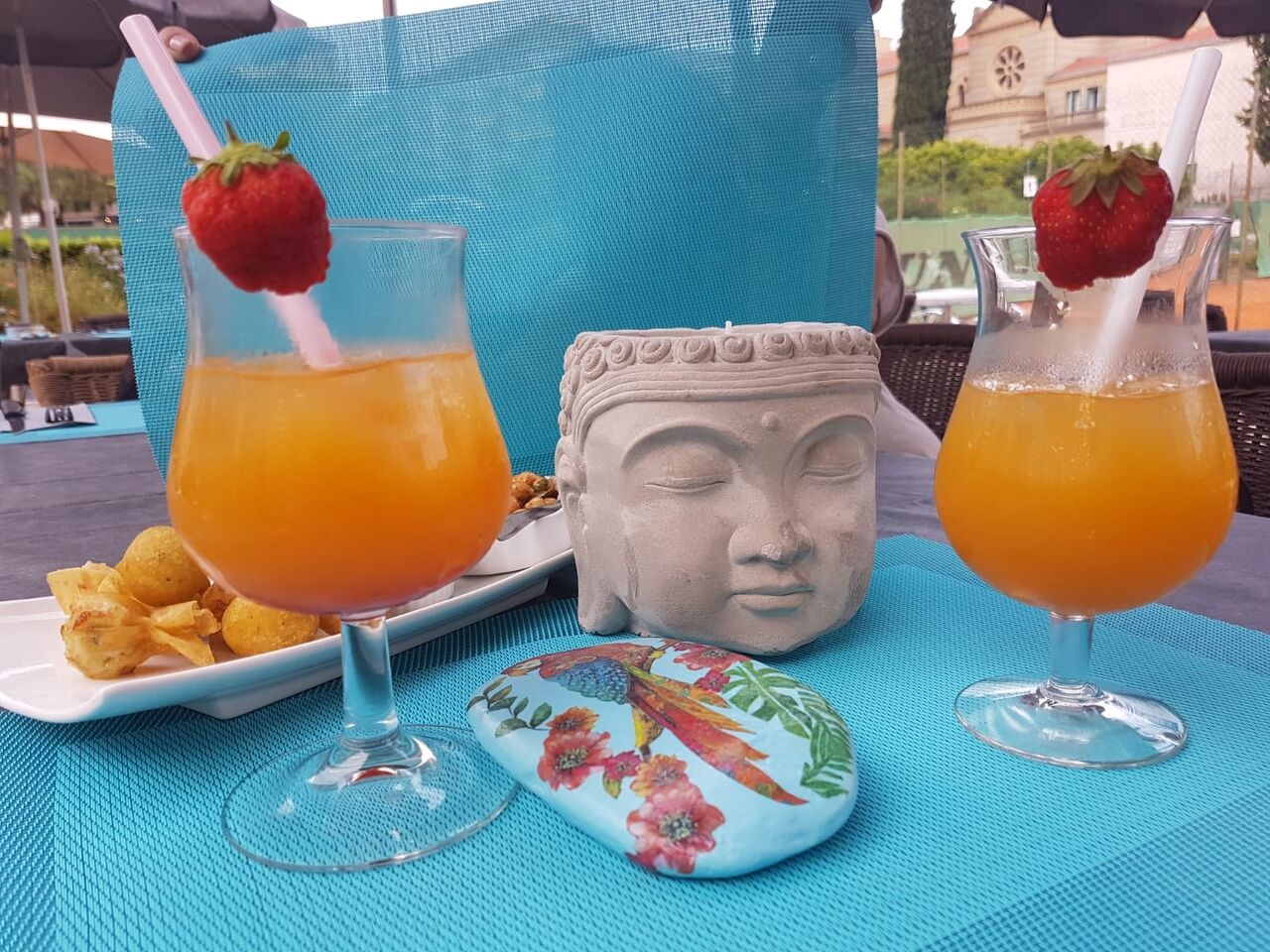 venez vous détendre autour d'un cocktail