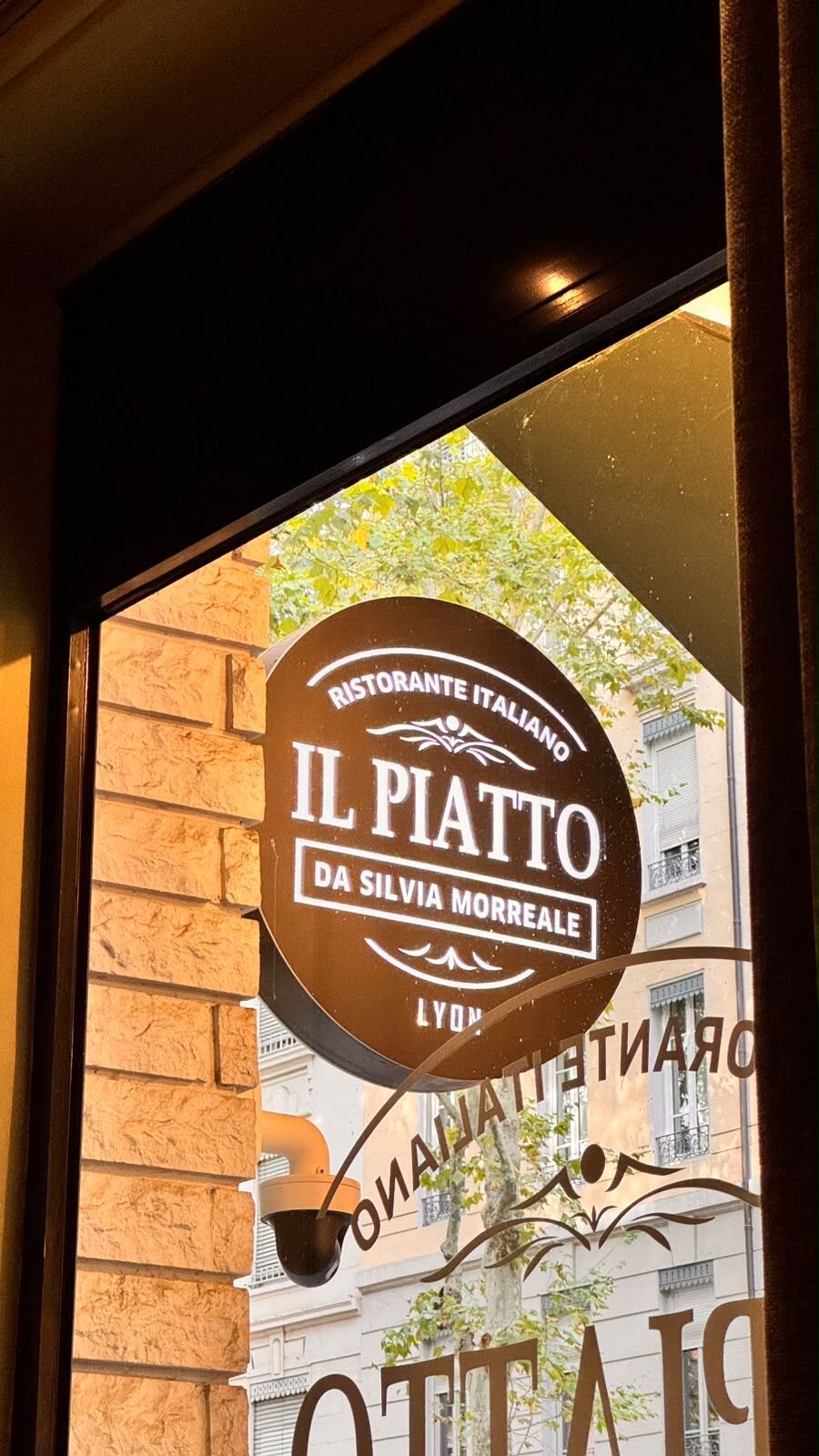 IL PIATTO Bar Aperitivo Ristorante 