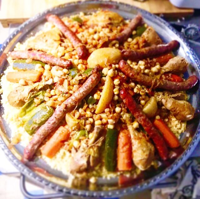 Grand couscous Royal - A la demande et au nombre de personnes de votre choix 