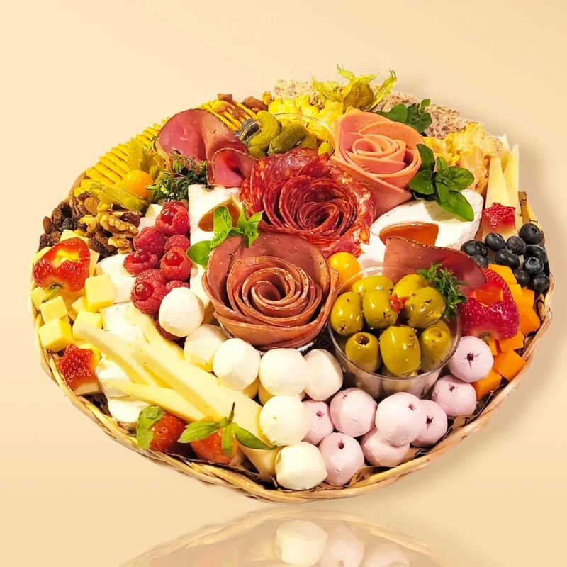  CHARCUTERIE-FROMAGE Pour 8-10 personnes 85€ 