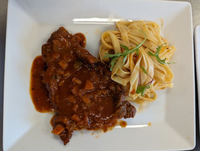 Osso bucco de veau et tagliatelles 