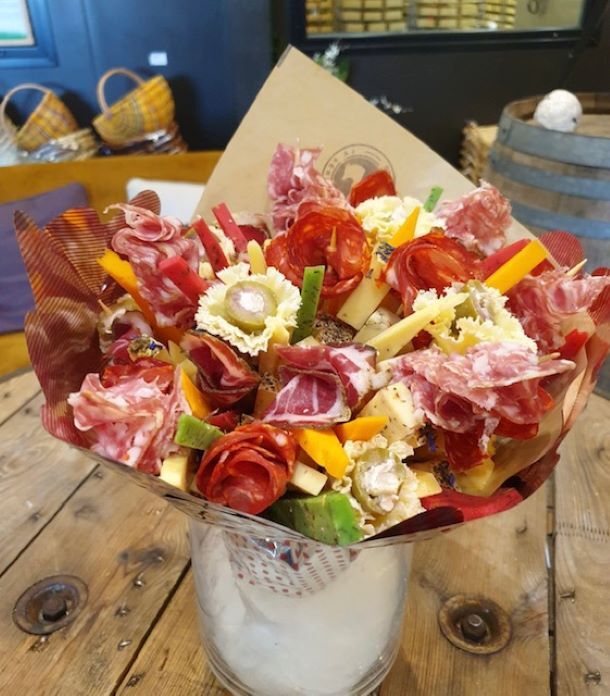 Offrez un magnifique bouquet de... charcuteries - Traiteur 