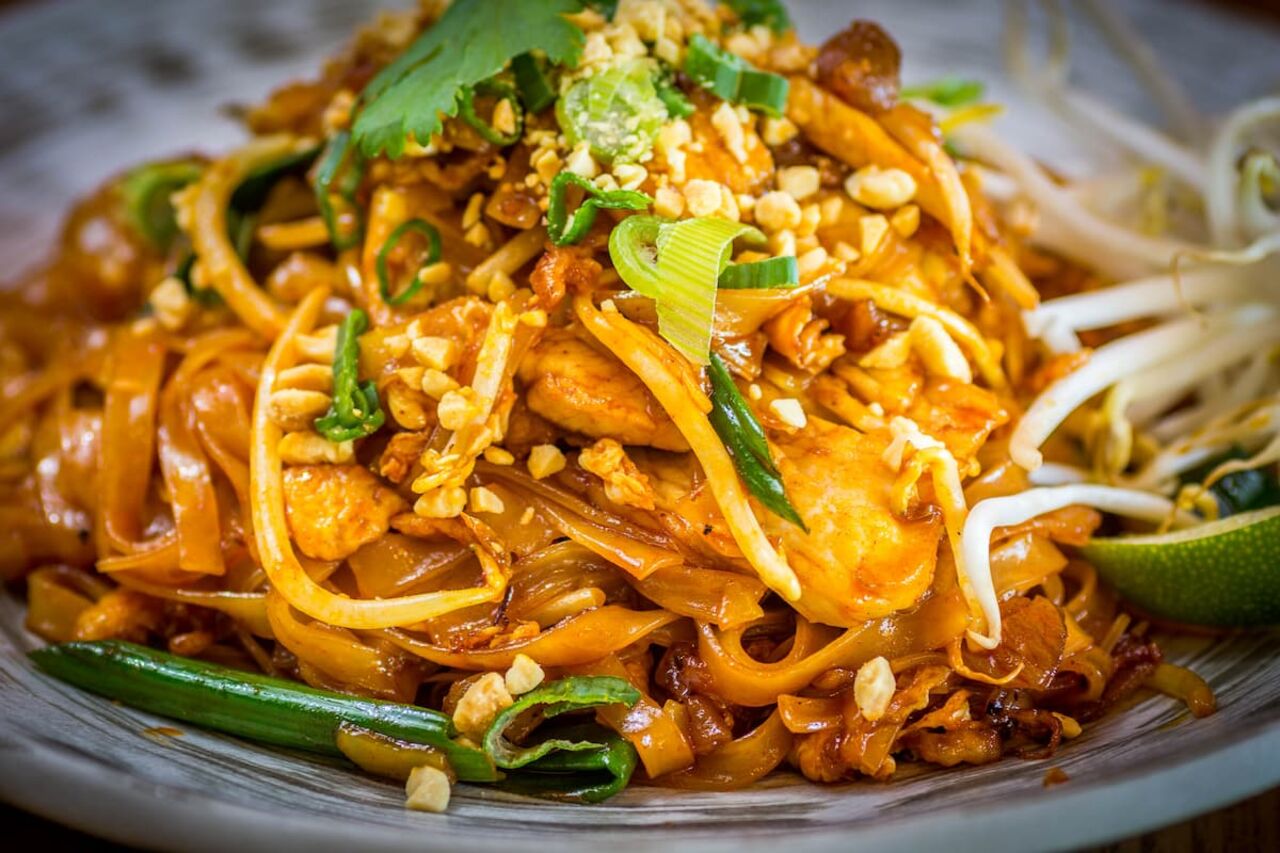 PAD THAI
