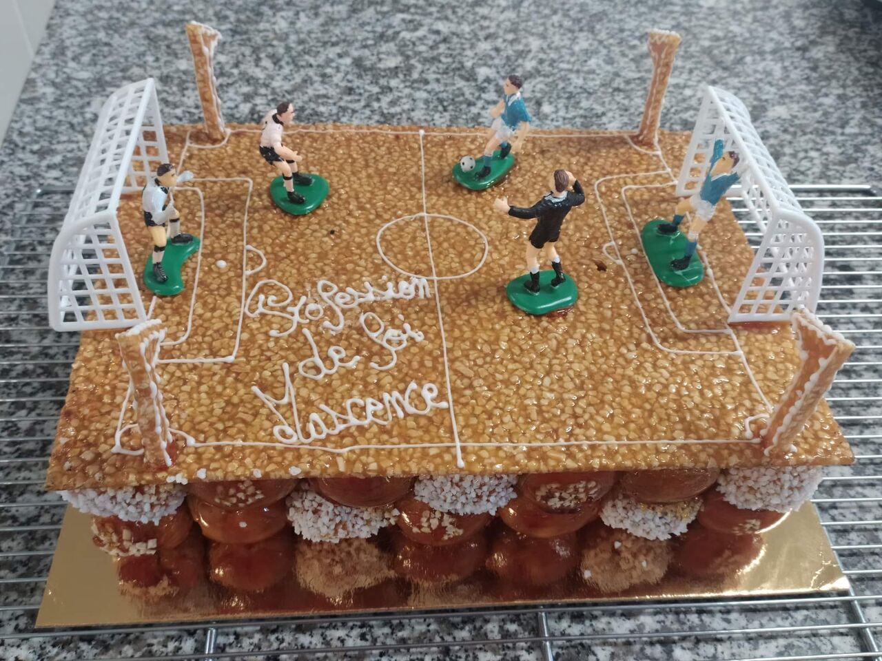 Pièce Montée Terrain de Foot